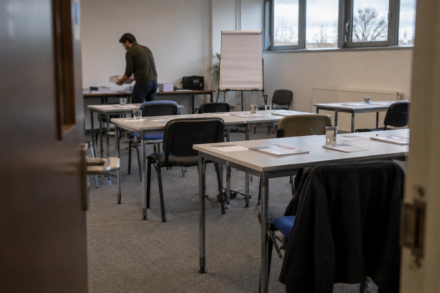 A shared workspace for collaborative validation